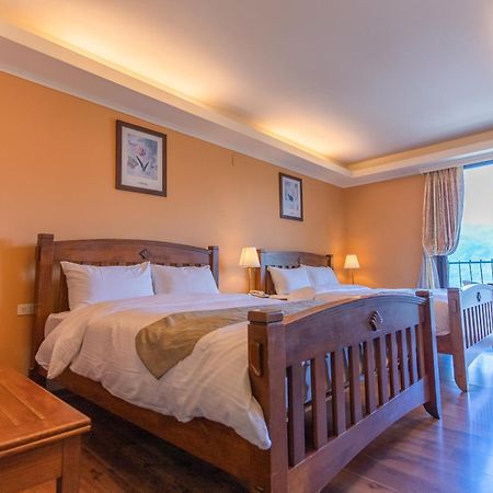 Europe Villa Renai Luaran gambar