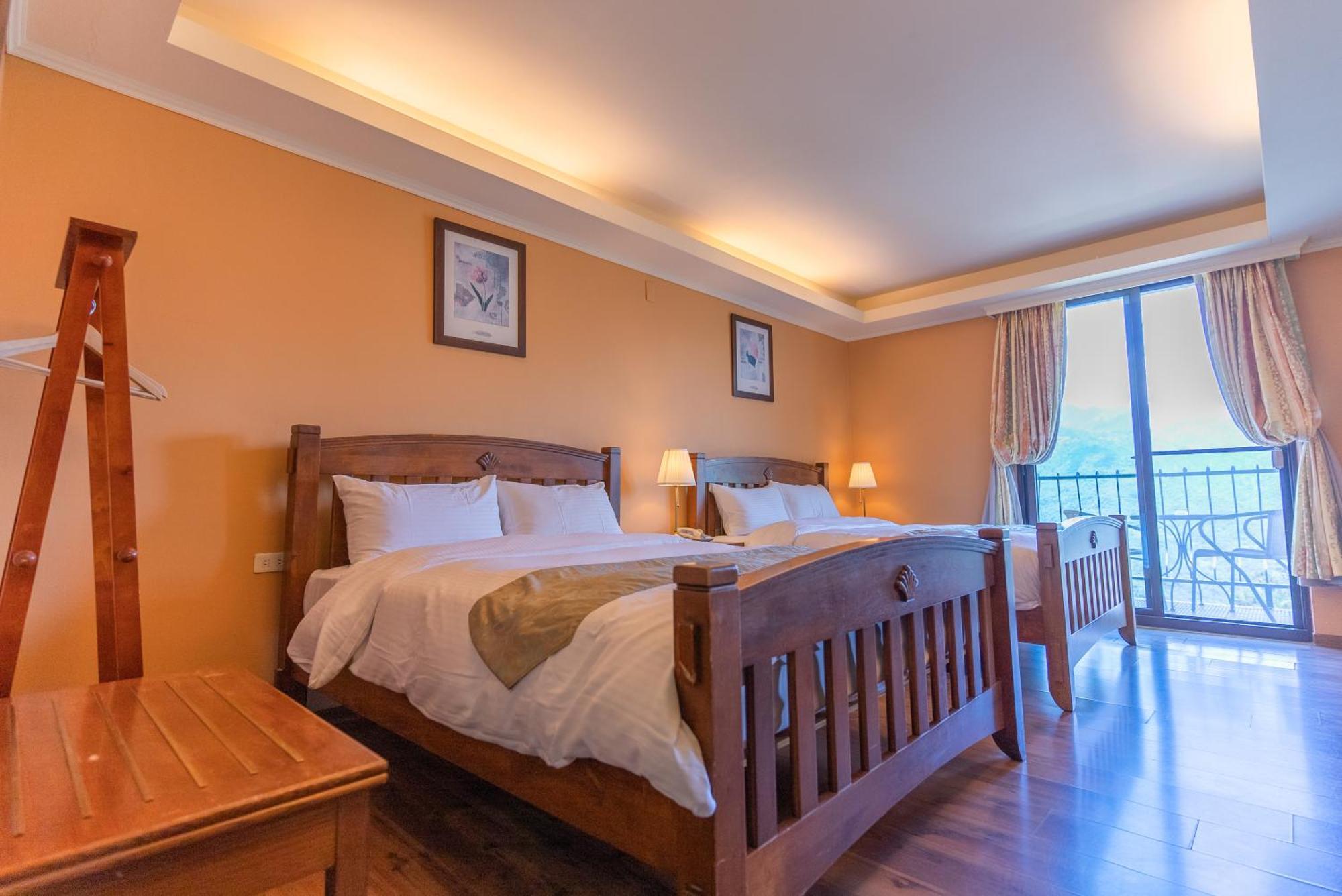 Europe Villa Renai Luaran gambar