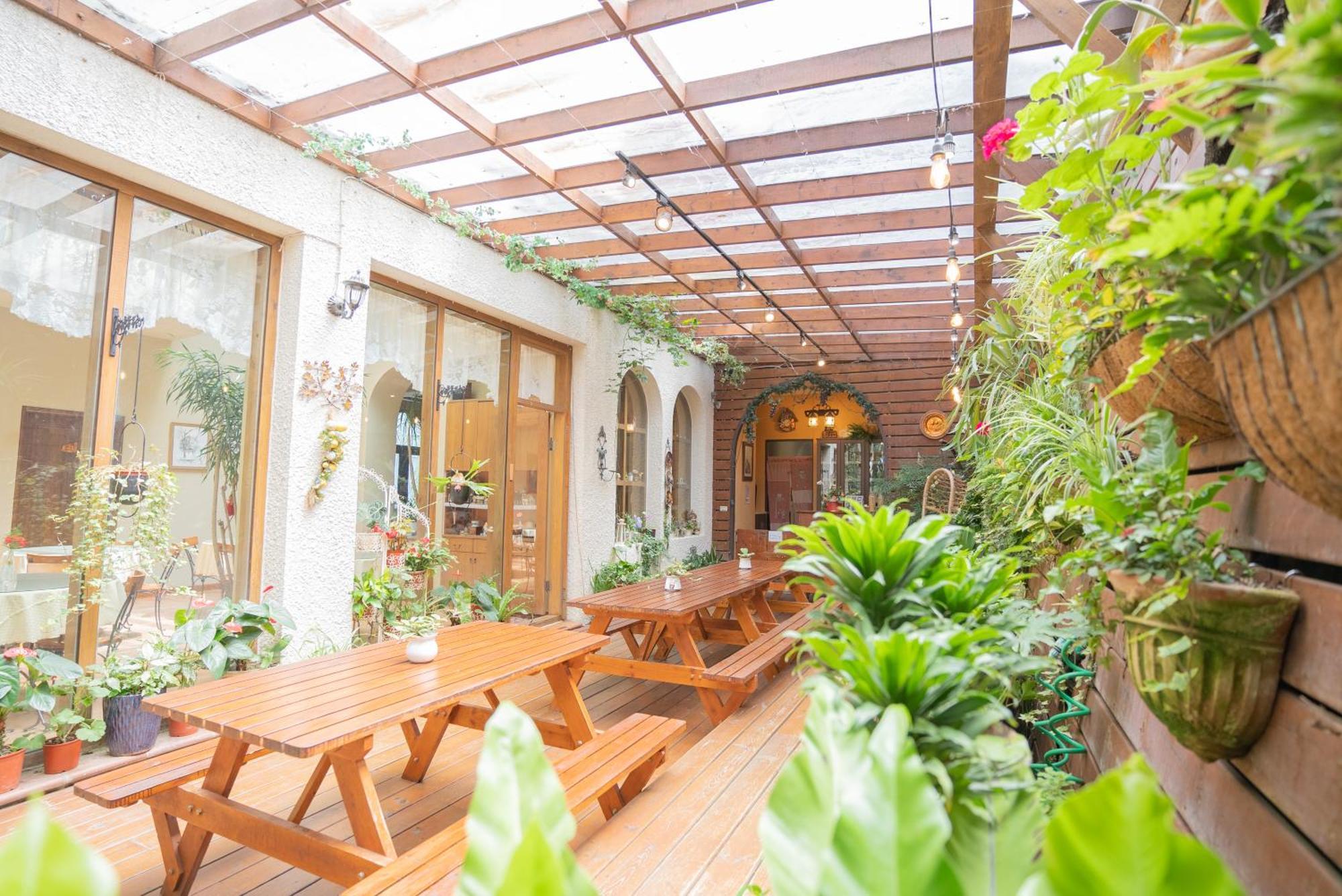 Europe Villa Renai Luaran gambar