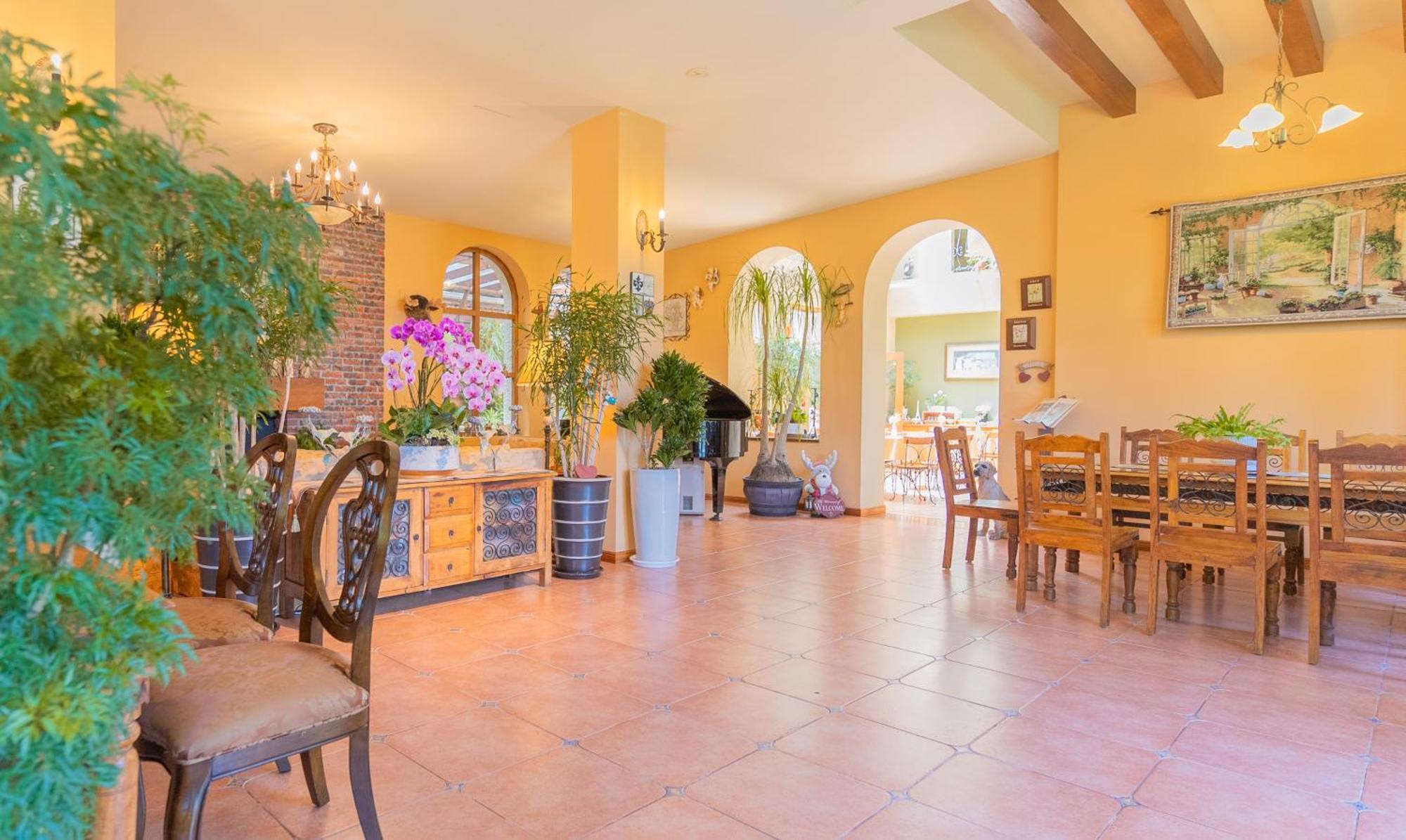 Europe Villa Renai Luaran gambar