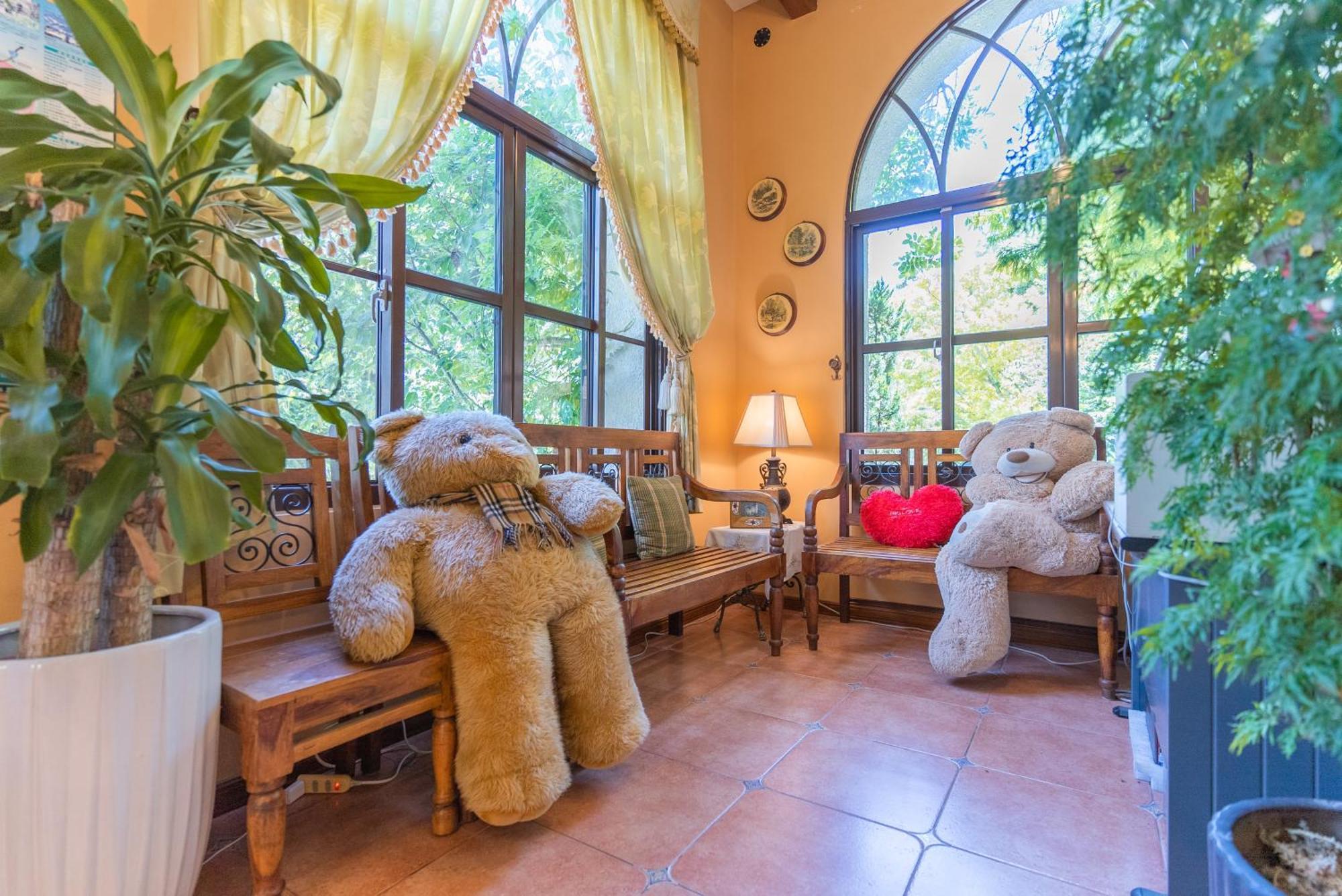 Europe Villa Renai Luaran gambar