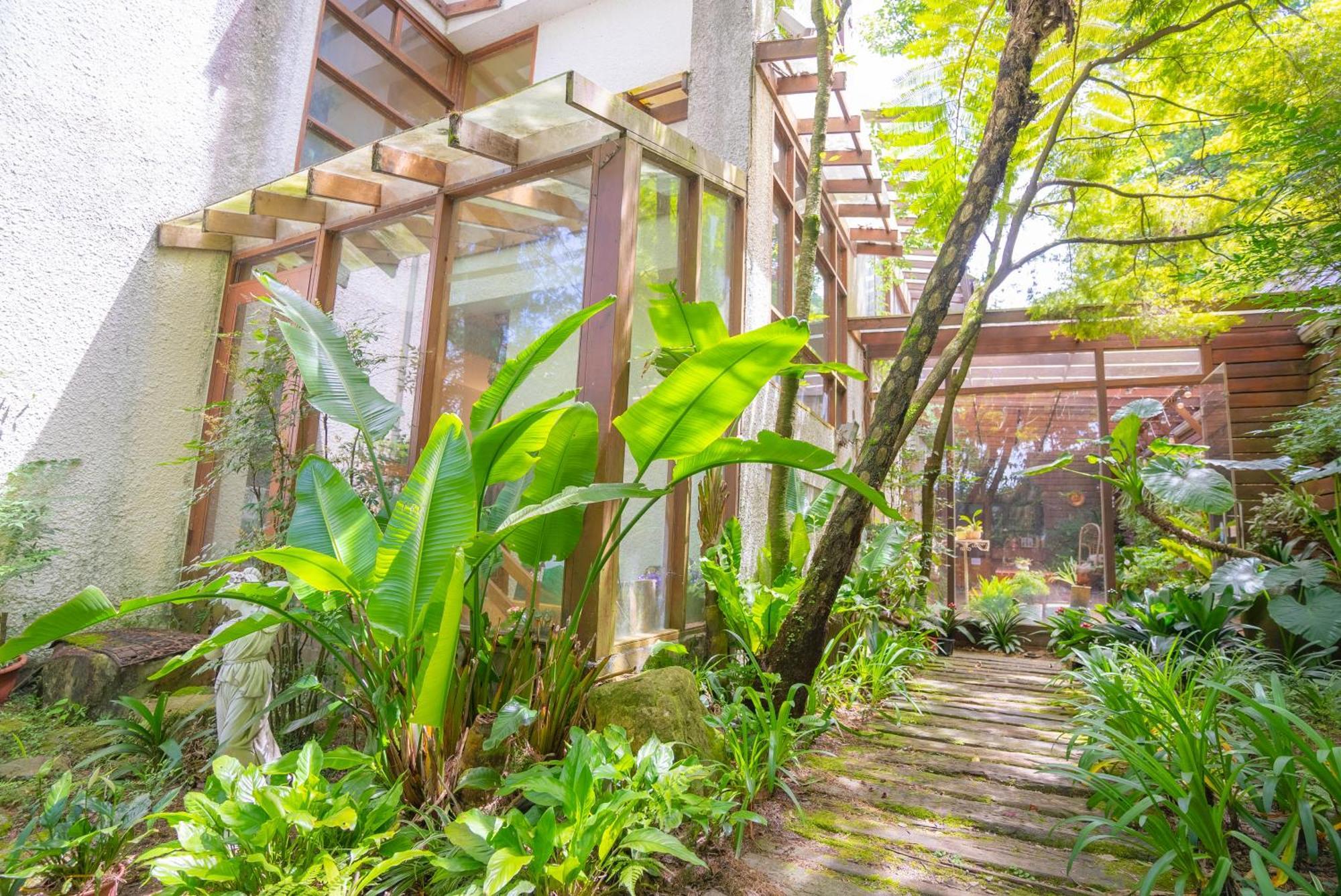 Europe Villa Renai Luaran gambar