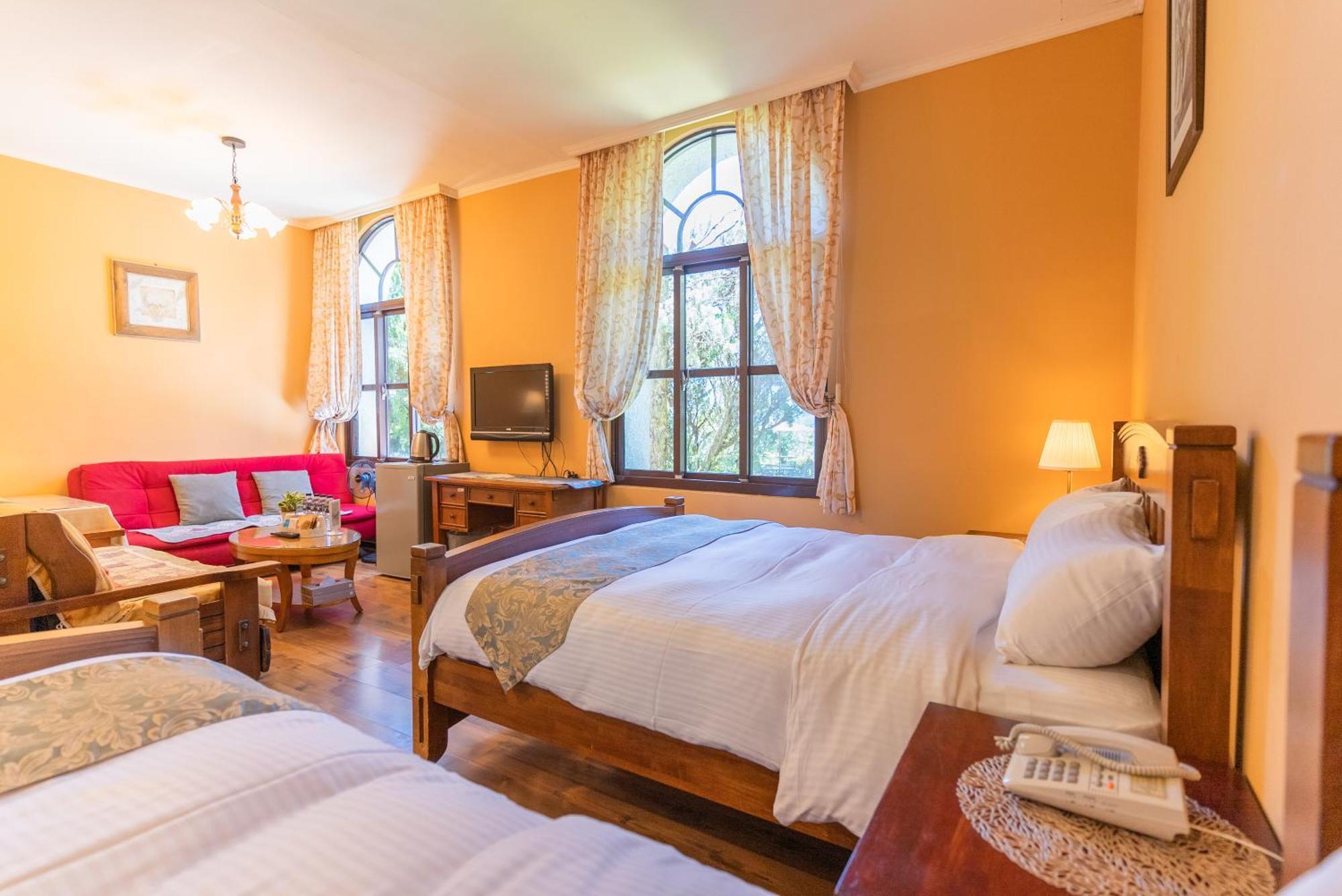Europe Villa Renai Luaran gambar